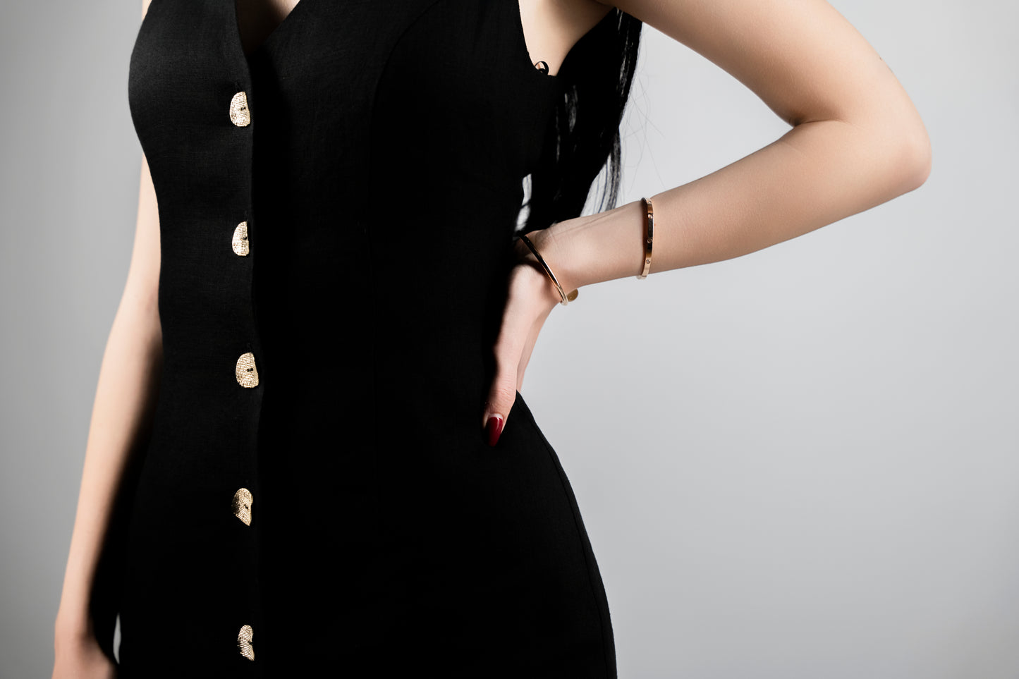 Naya Black Linen Midi Dress